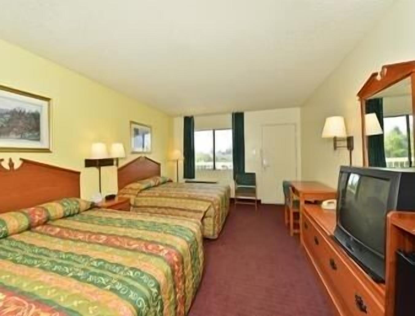 Super 8 By Wyndham Bakersfield/Central Ruang foto