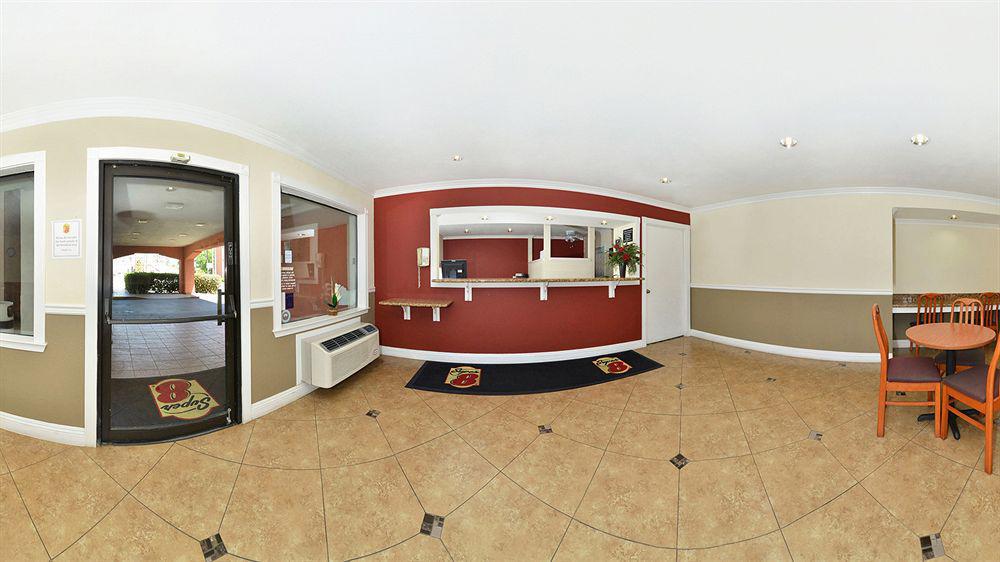 Super 8 By Wyndham Bakersfield/Central Bagian luar foto